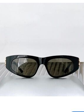 Classic Black Acetate 💯 UV protection unisex women’s men’s